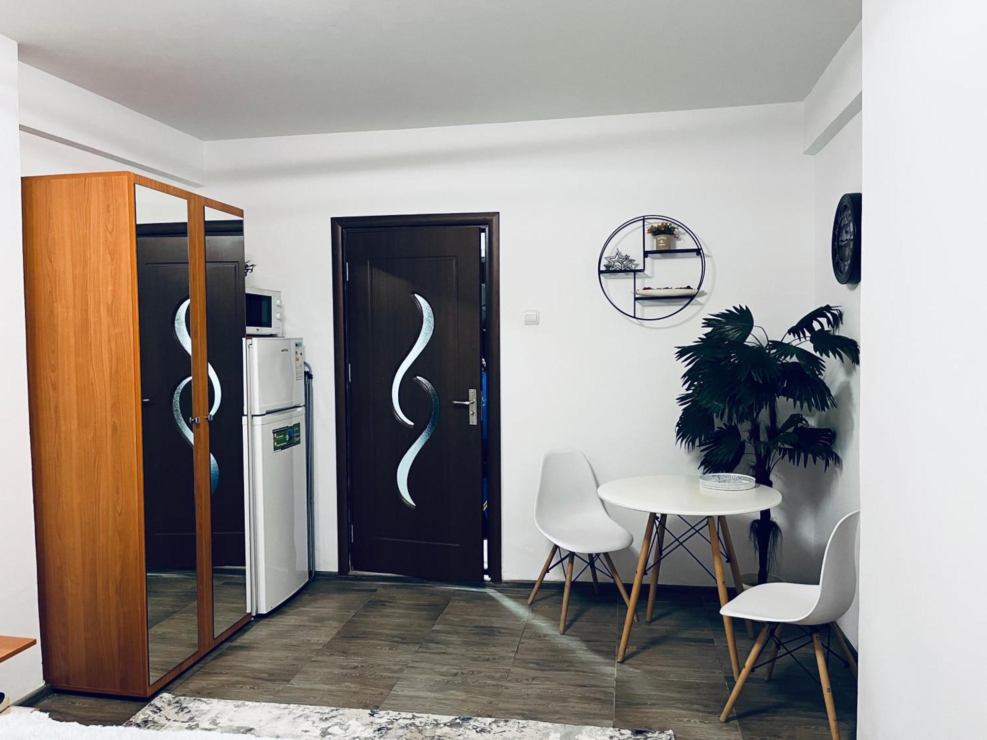Studio Vio Lägenhet Tulcea Exteriör bild